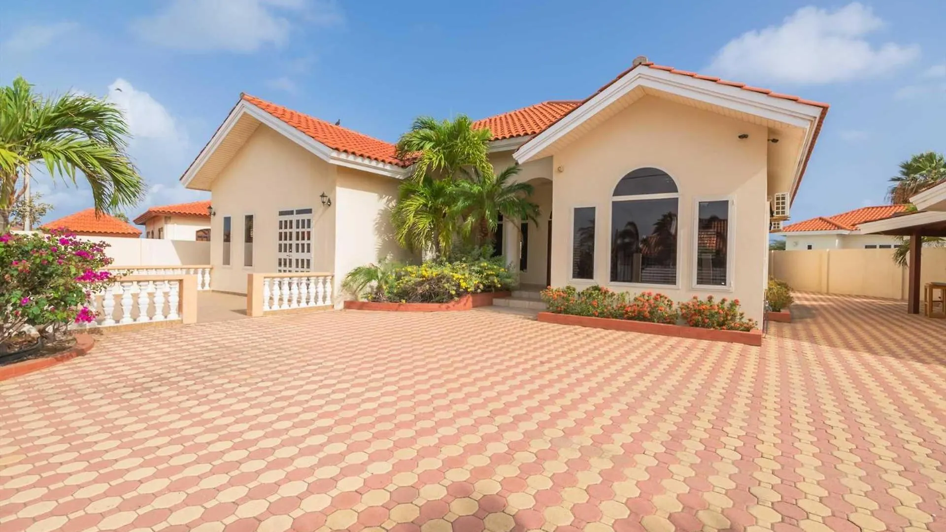 Oj88 - Private Villa With Pool - 5 Min From Palm Beach - 4Br House